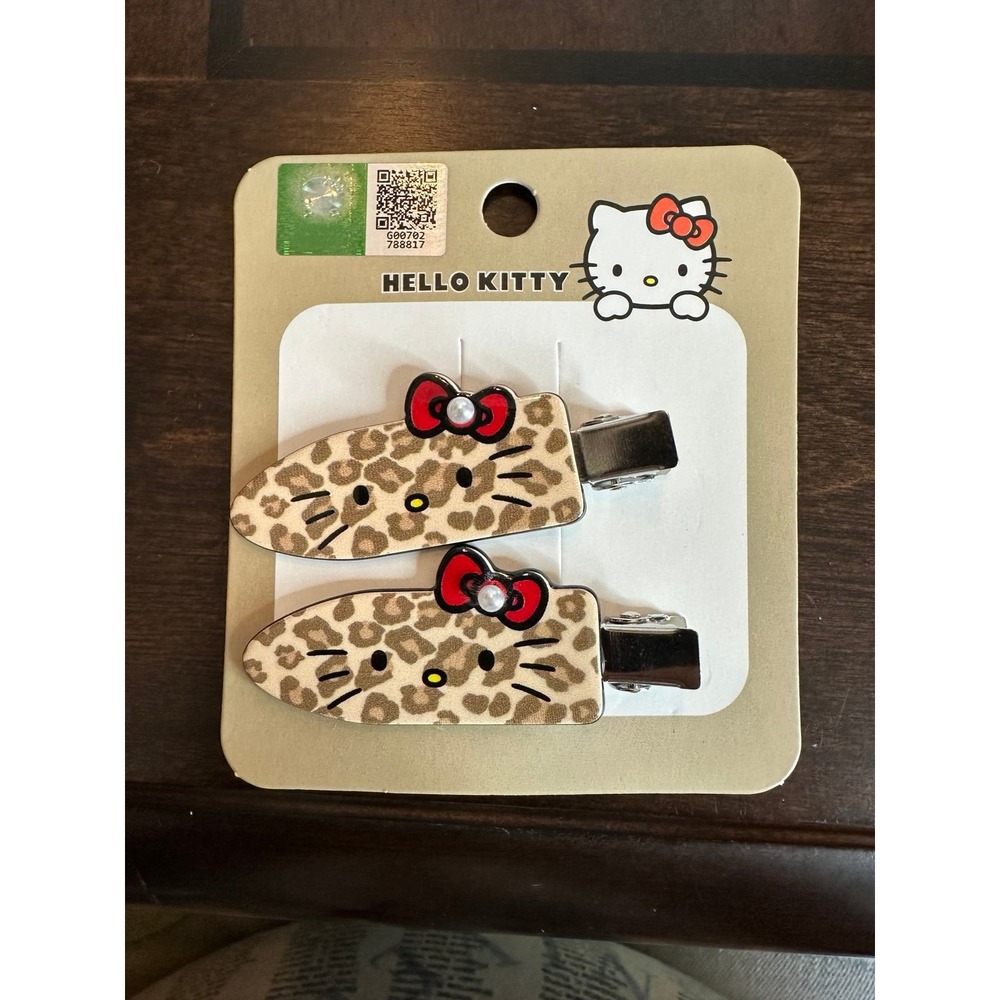 Sanrio Hello Kitty leopard print‎ hair clips